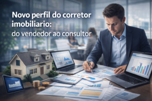 Novo perfil do corretor imobiliario ilustrado por corretor analisando dados e imóveis em ambiente moderno, representando a transição do vendedor para consultor estratégico.
